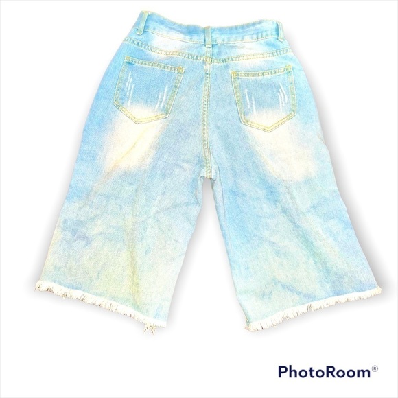 Unbranded DENIM SHORTS BERMUDA RIPPED DISTRESSED LIGHT WASH - Picture 2 of 2